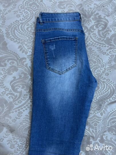 Джинсы