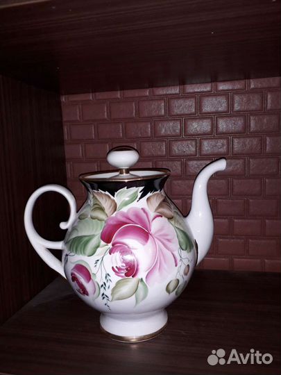 Лоз чайник фарфоровый доливной