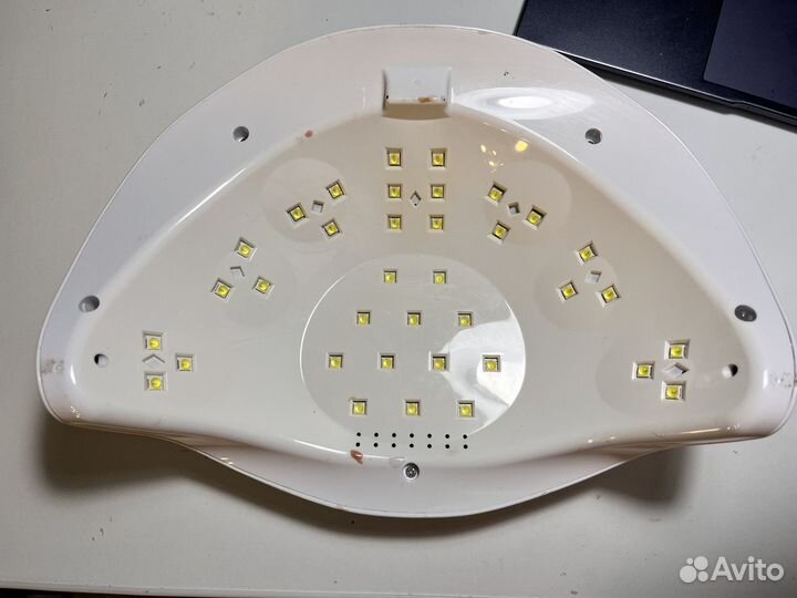 Лампа для ногтей