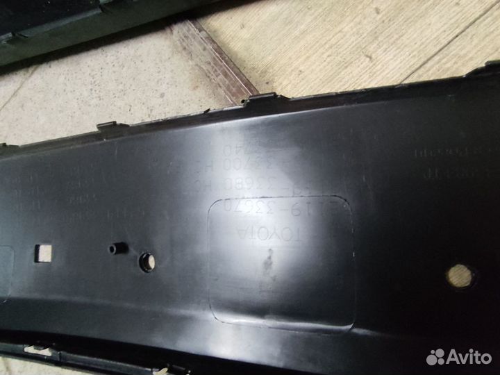 Передний бампер camry 50 новый