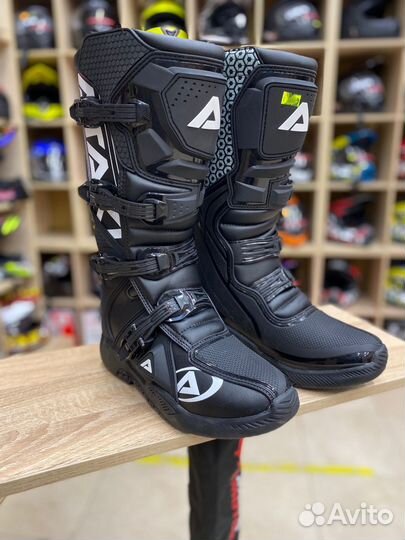 Высокие мотоботы для кросса эндуро Ataki