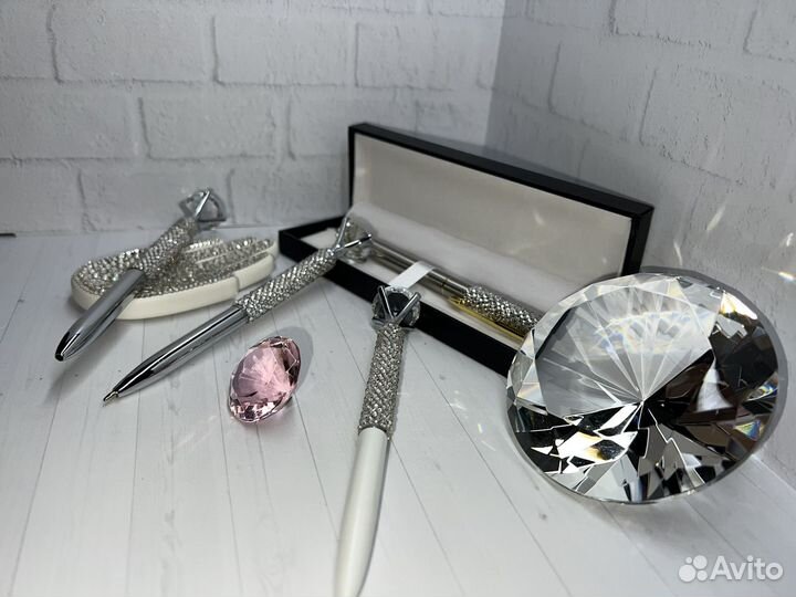 Кристалайзер, инкрустация стразами