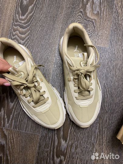 Кроссовки новые puma cassia 39