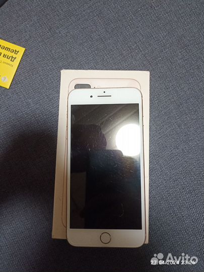 iPhone 8 Plus, 64 ГБ