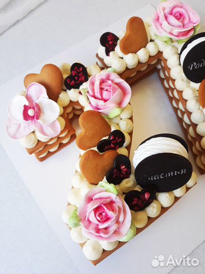 Торт-цифра на заказ с маршмелоу,шоколадом,зефиром