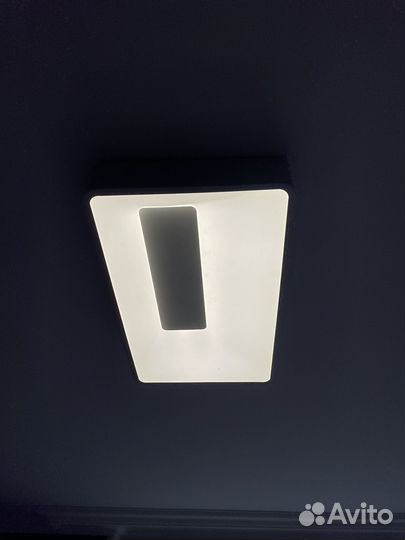Светильник потолочный