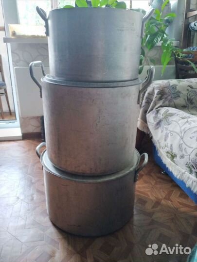 Кастрюля поворская разных емкостей