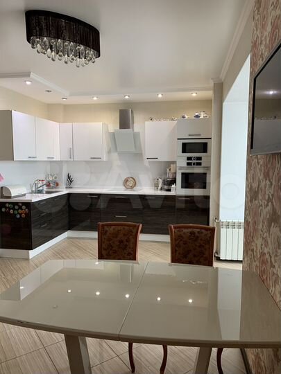 3-к. квартира, 89 м², 7/16 эт.