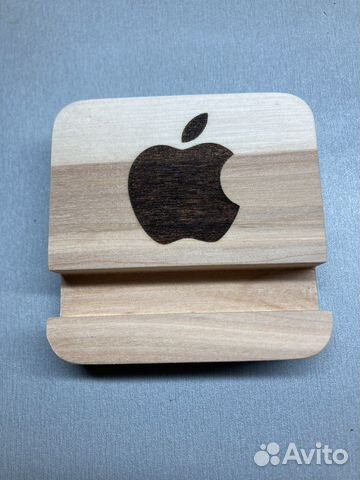 Подставка для телефона из дерева