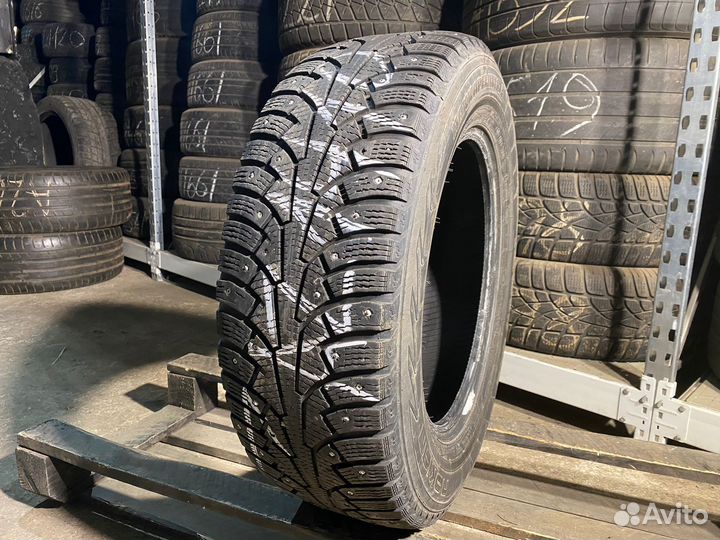 Nokian Tyres Hakkapeliitta 5 215/65 R16 102T
