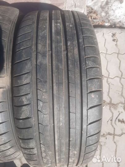 Dunlop SP Sport Maxx 050+ 245/35 R20 и 275/30 R20