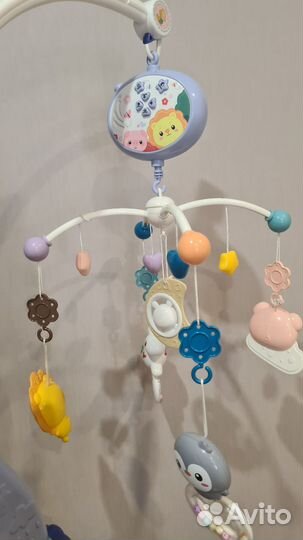 Музыкальный мобиль на кроватку с пультом
