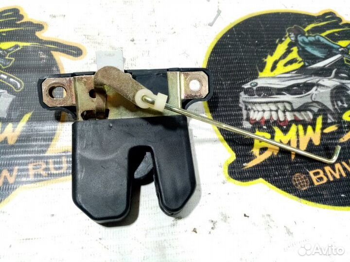 Замок багажника Audi A4 B5 APS 2001