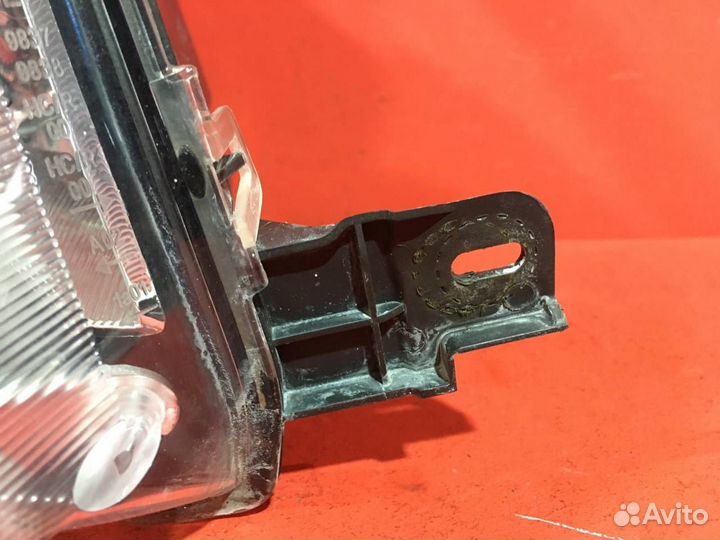 Фара правая Ford Fusion хетчбэк fxjb 1.4L 1388