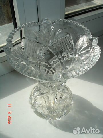 Ваза для цветов бу хрустальная