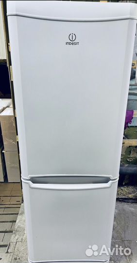 Холодильник NoFrost Indesit BA16 FNF