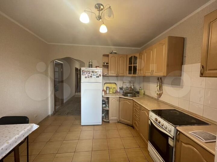 3-к. квартира, 88 м², 4/10 эт.