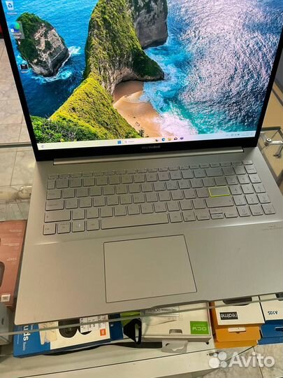 Ноутбук asus vivobook