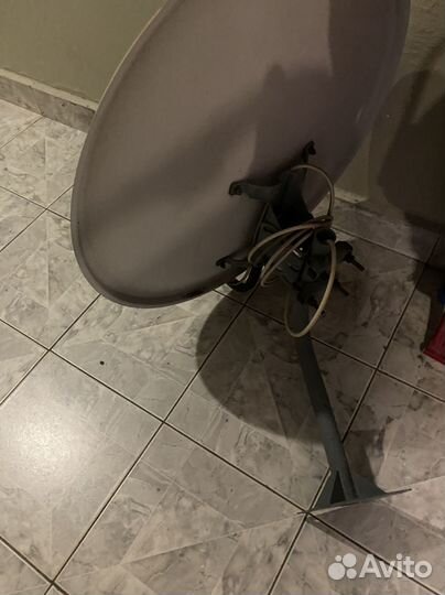 Антенна спутниковая