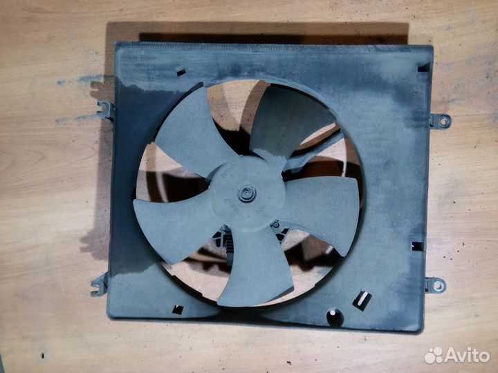 Вентилятор охлаждения 4G64 mitsubishi chariot