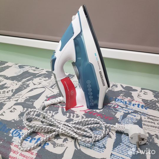 Утюг новый