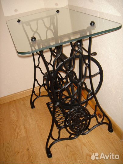 Станина от швейной машины Зингер