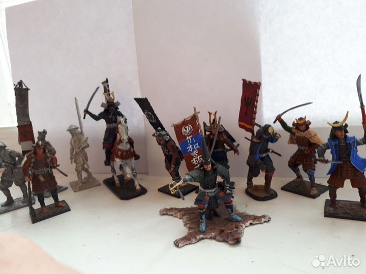 Коллекционные фигурки 54мм