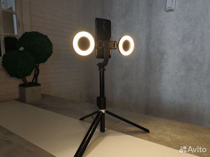 Штатив для телефона