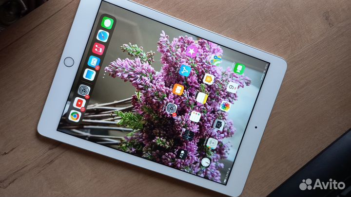 Продам Б У iPad 2017