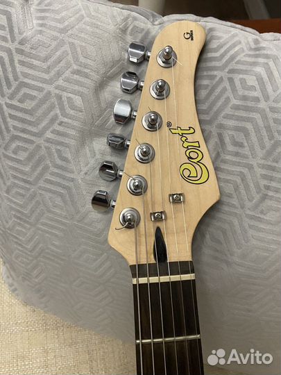 Электрогитара Cort G260DX