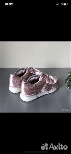 Кроссовки атласные Limited Edition р.38