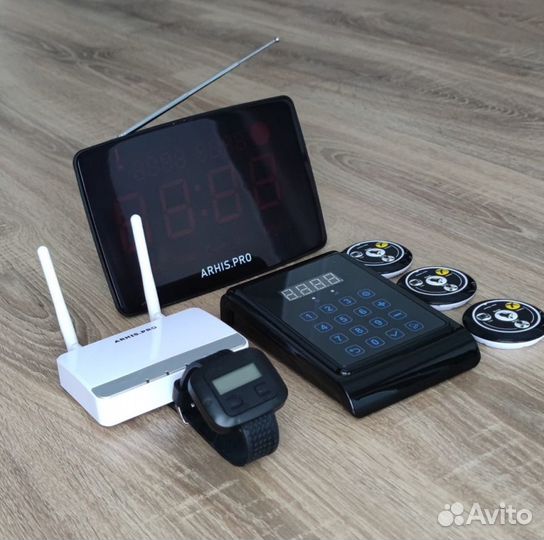 Кнопка вызова официанта комплект с часами и табло