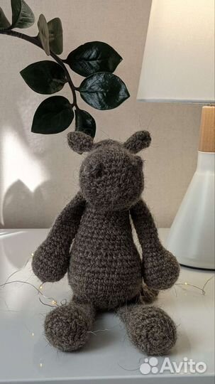 Интерьерная игрушка бегемот