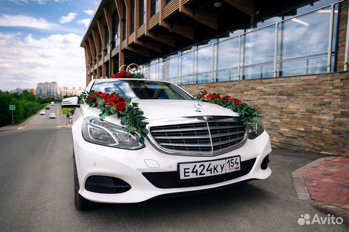 Свадебные украшения на машину