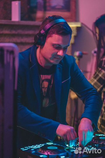 Диджей на мероприятие