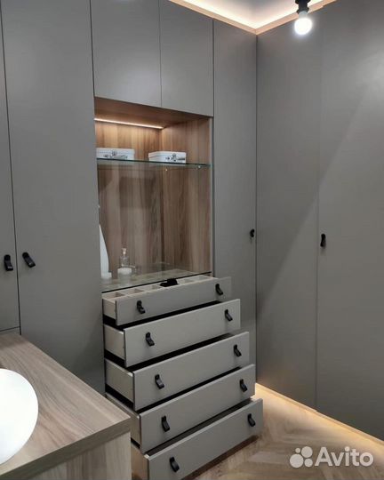 Шкаф купе на заказ. Под ключ