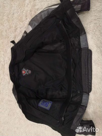 Мотокуртка кожаная мужская IXS