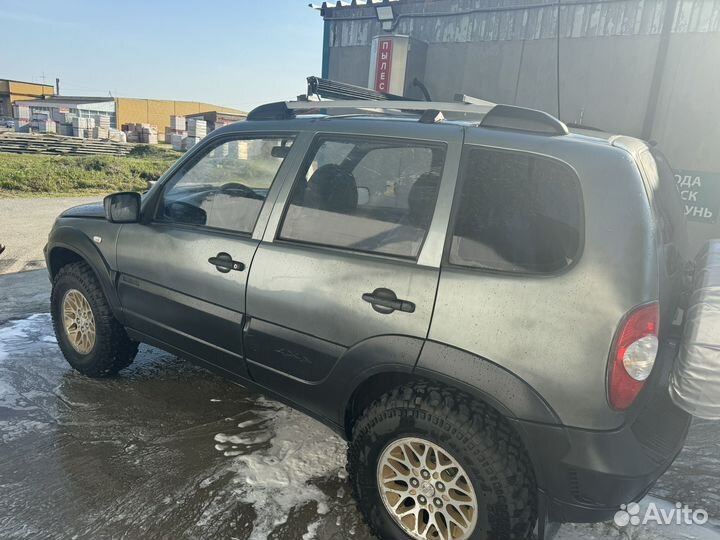 Chevrolet Niva 1.7 МТ, 2011, 139 000 км