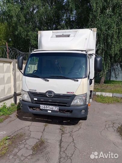 Hino 300 (Dutro), 2012