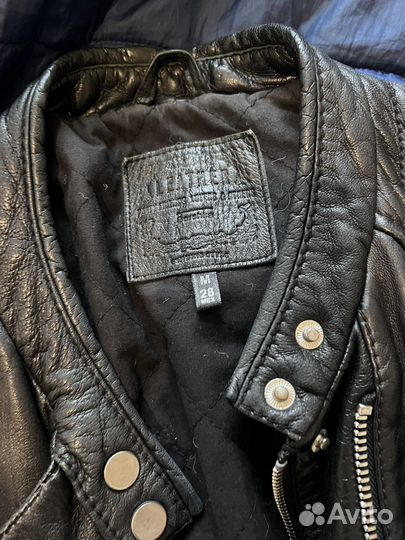 Куртка bershka