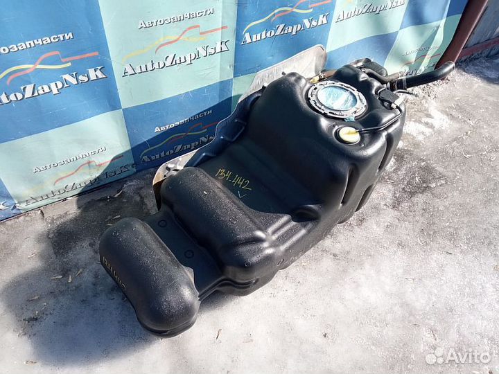 Топливный бак Nissan Patrol