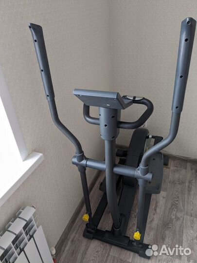 Эллиптический тренажер torneo
