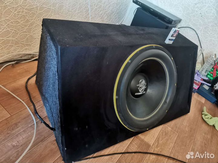 Сабвуфер Ground Zero gzrw 46 SPL (18