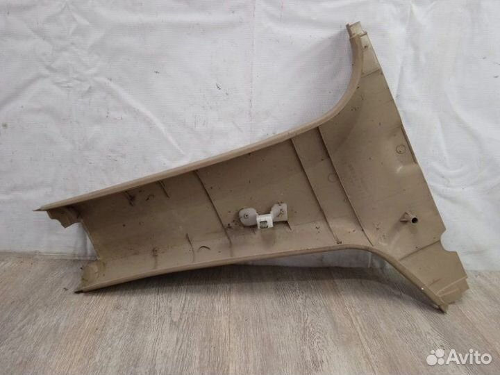 Обшивка стойки нижняя левая Nissan Maxima A33 2004