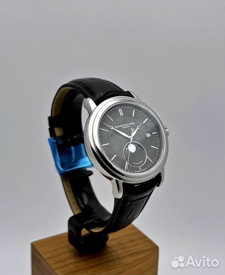 Швейцарские часы Raymond Weil Maestro Moon Phase