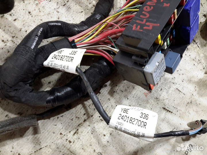 Проводка торпедо Renault Fluence