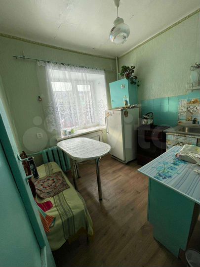 2-к. квартира, 42 м², 1/4 эт.