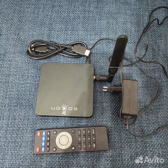 SMART tv приставка ugoos AM3 Android