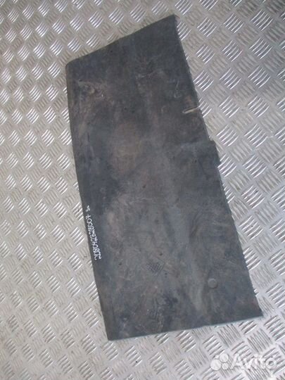 Коврик верхней левой ниши Scania 1366291