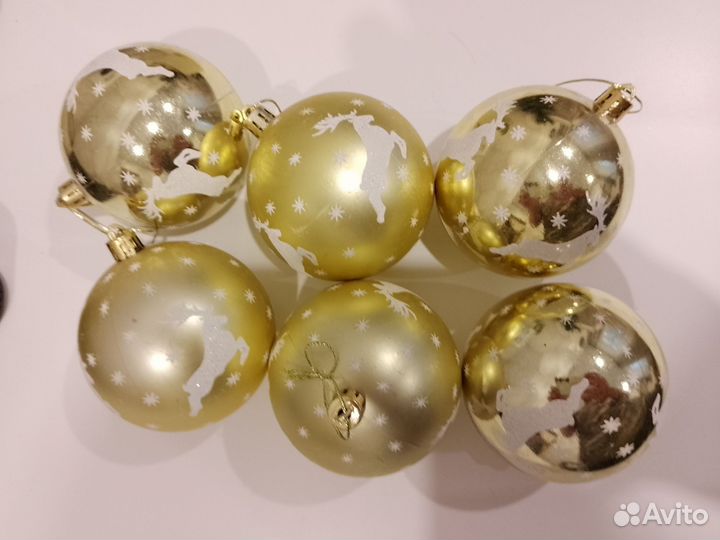 Елочные игрушки